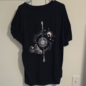 SHEIN Black Short Sleeve Tee with White Compass & Moon Graphic